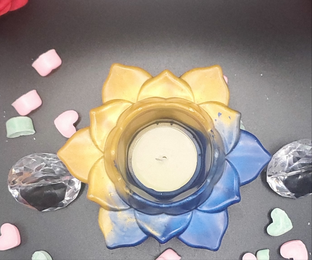 Lotus Tealight Holder